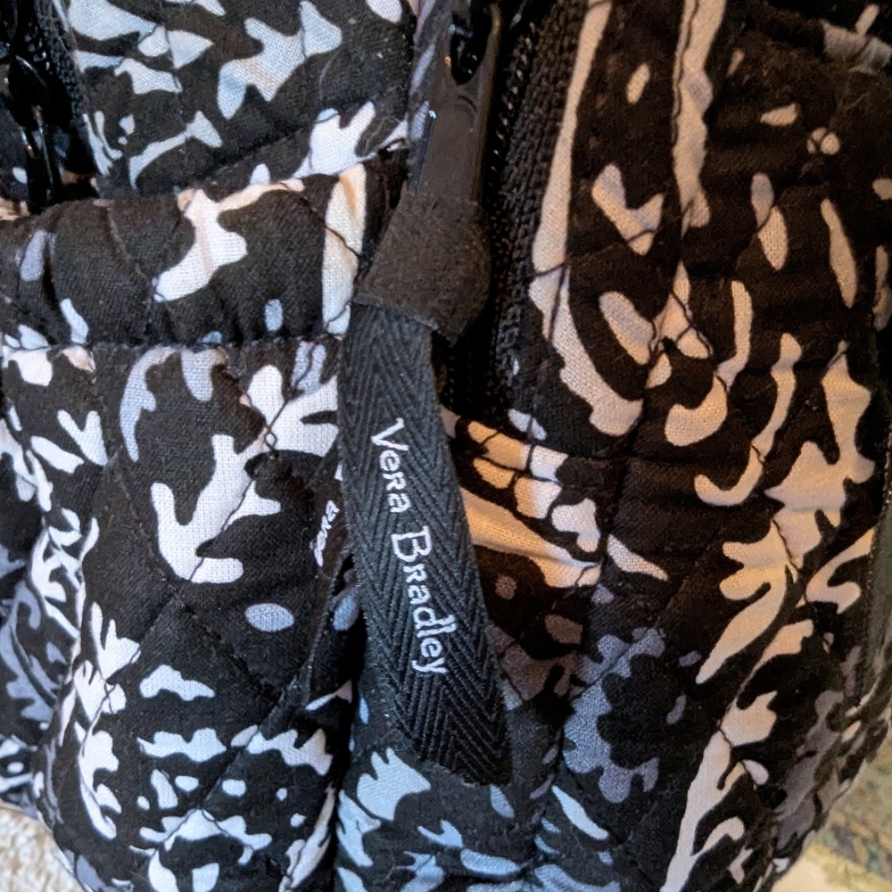 Vera Bradley Travel Set Essential Backpack & Hanging Travel Bag Paisley Noir - Picture 6 of 13